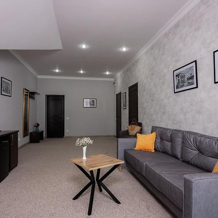 New Athos Hotel Nikopoli On Vodopadnaya 21А מראה חיצוני תמונה