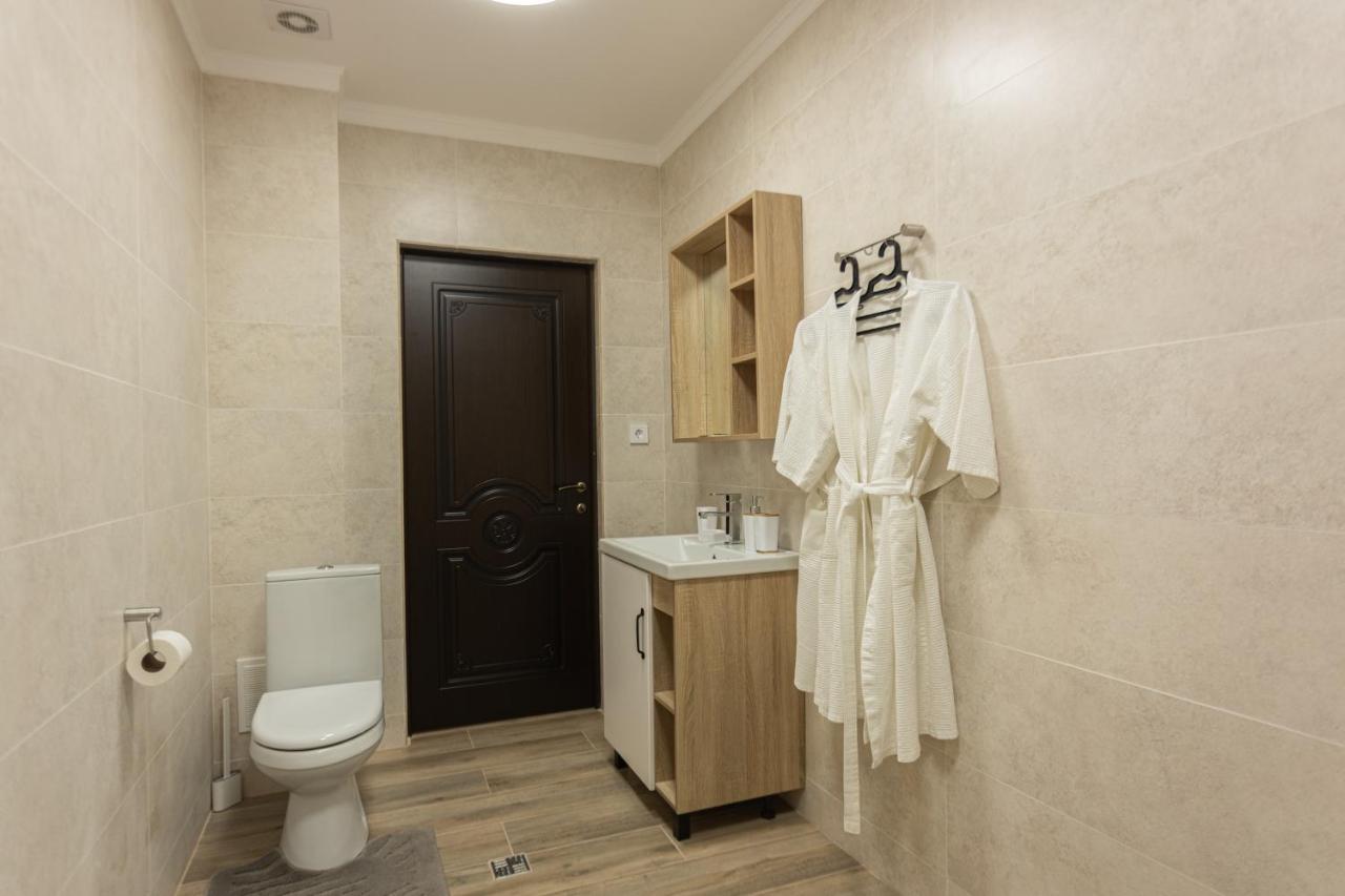 New Athos Hotel Nikopoli On Vodopadnaya 21А מראה חיצוני תמונה