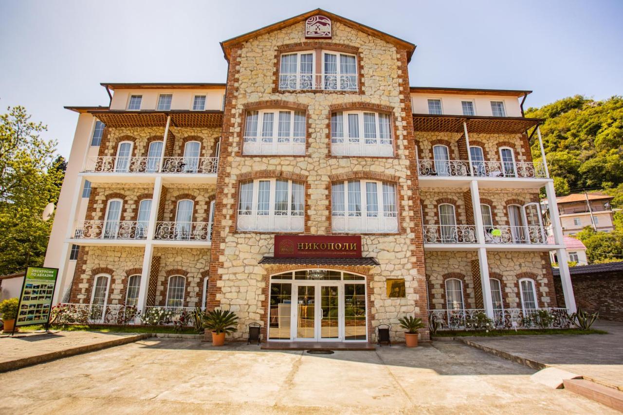 New Athos Hotel Nikopoli On Vodopadnaya 21А מראה חיצוני תמונה