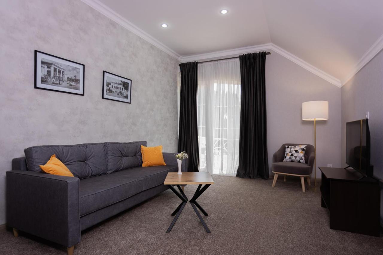 New Athos Hotel Nikopoli On Vodopadnaya 21А מראה חיצוני תמונה