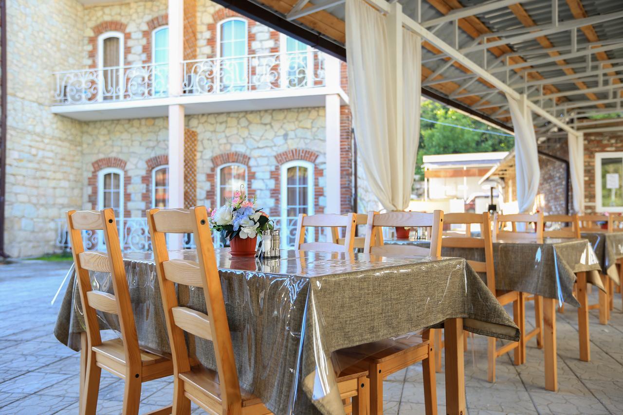 New Athos Hotel Nikopoli On Vodopadnaya 21А מראה חיצוני תמונה